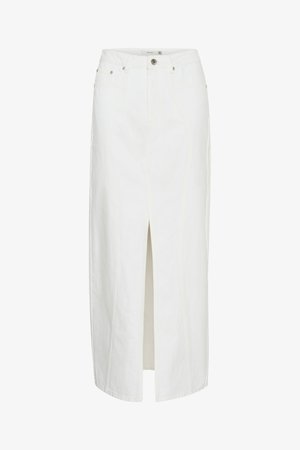 Valge denim seelik ees oleva lõhiku, nähtava õmbluse ja sarvestist vööümbrisega. Omab viit taskut ja nööbizeit.