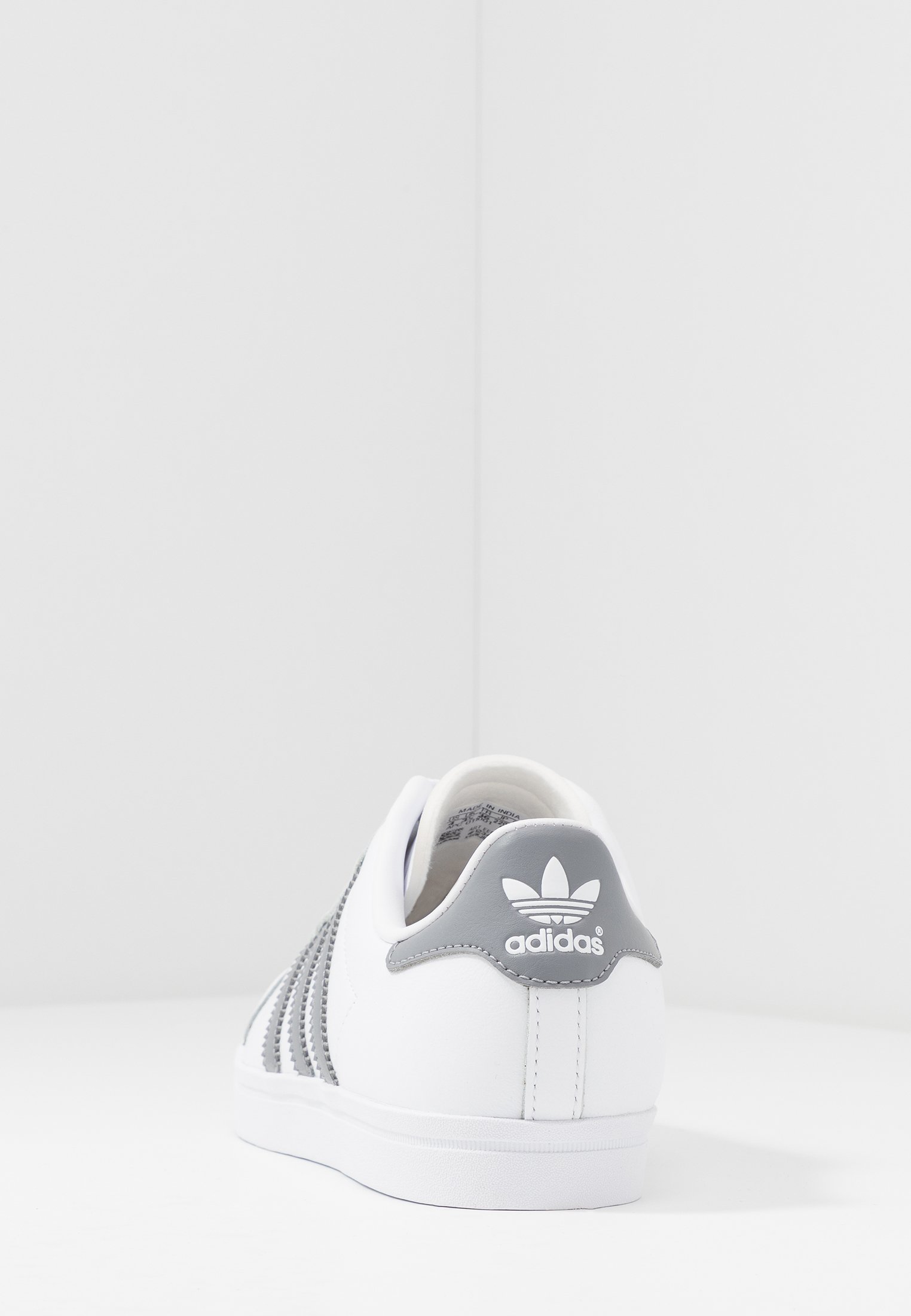 adidas Originals COAST STAR Sneaker low footwear white adidas Originals COLORADO Tracksuit top greenblack