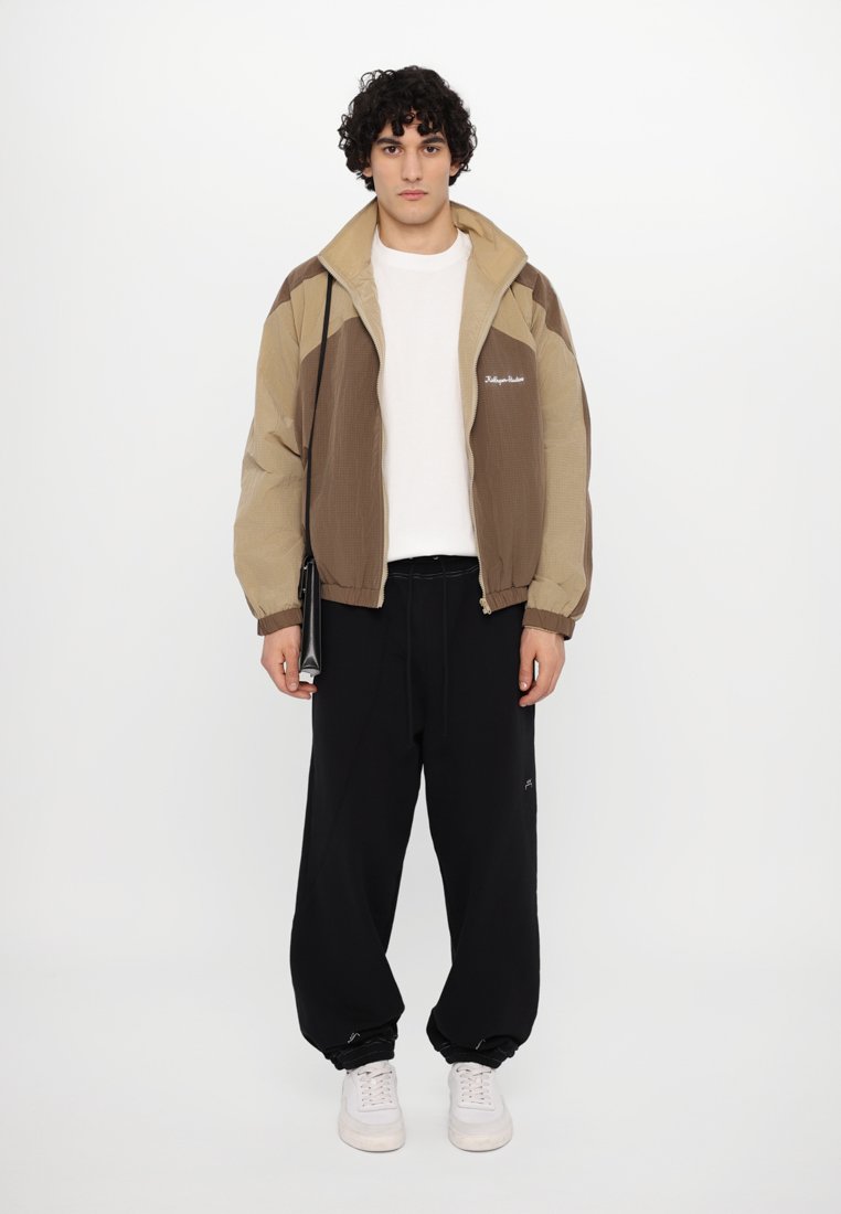 ジャケット・アウター kokokids cozy brown jacket outer Kidsuper RIPSTOP WINDBREAKER JACKET - Light jacket - brown