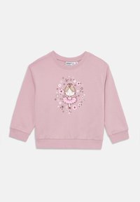 Lyse lilla langærmet sweatshirt til tumlinger med en central illustration af en ballerina omgivet af lyserøde og brune blomster.