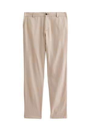 Pantalones de algodón beige de corte recto, con cierre de botón en la parte frontal y presillas para cinturón. Textura suave con bolsillos laterales y costuras sutiles.
