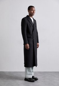 EYTYS GENESIS  - Klassisk kappa / rock - black