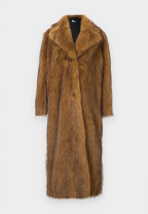 Brun faux fur frakke med en bred krave, lange ærmer og et lige, knælangt design. Har en blød, textured overflade.