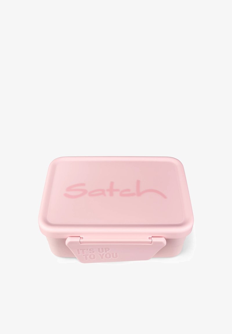 Rosa rechteckige Aufbewahrungsbox mit abgerundeten Ecken, mit "Satch" auf dem Deckel und "ES LIEGT AN DIR" seitlich eingeprägt.