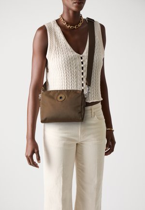 GIOCOSO LORETTA SHOULDERBAG  - Cross body bag - dark olive