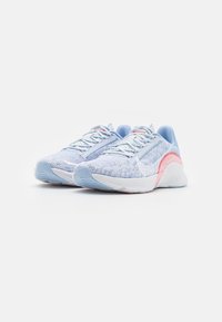 Nike Performance Scarpe da allenamento - grey