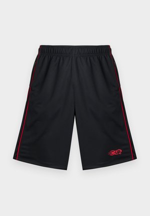 Shorts de sport en mesh noir avec des bandes rouges sur les côtés et un motif de flamme rouge près de l'ourlet inférieur, ceinture élastique, poches latérales zippées.