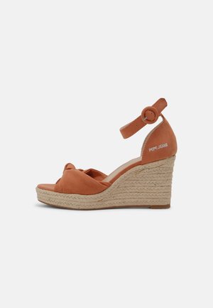 Espadrilles - cognac