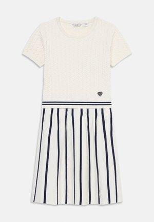 Strikket kjole - cream white