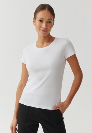TATUUM MIKAJA - Basic T-shirt - white