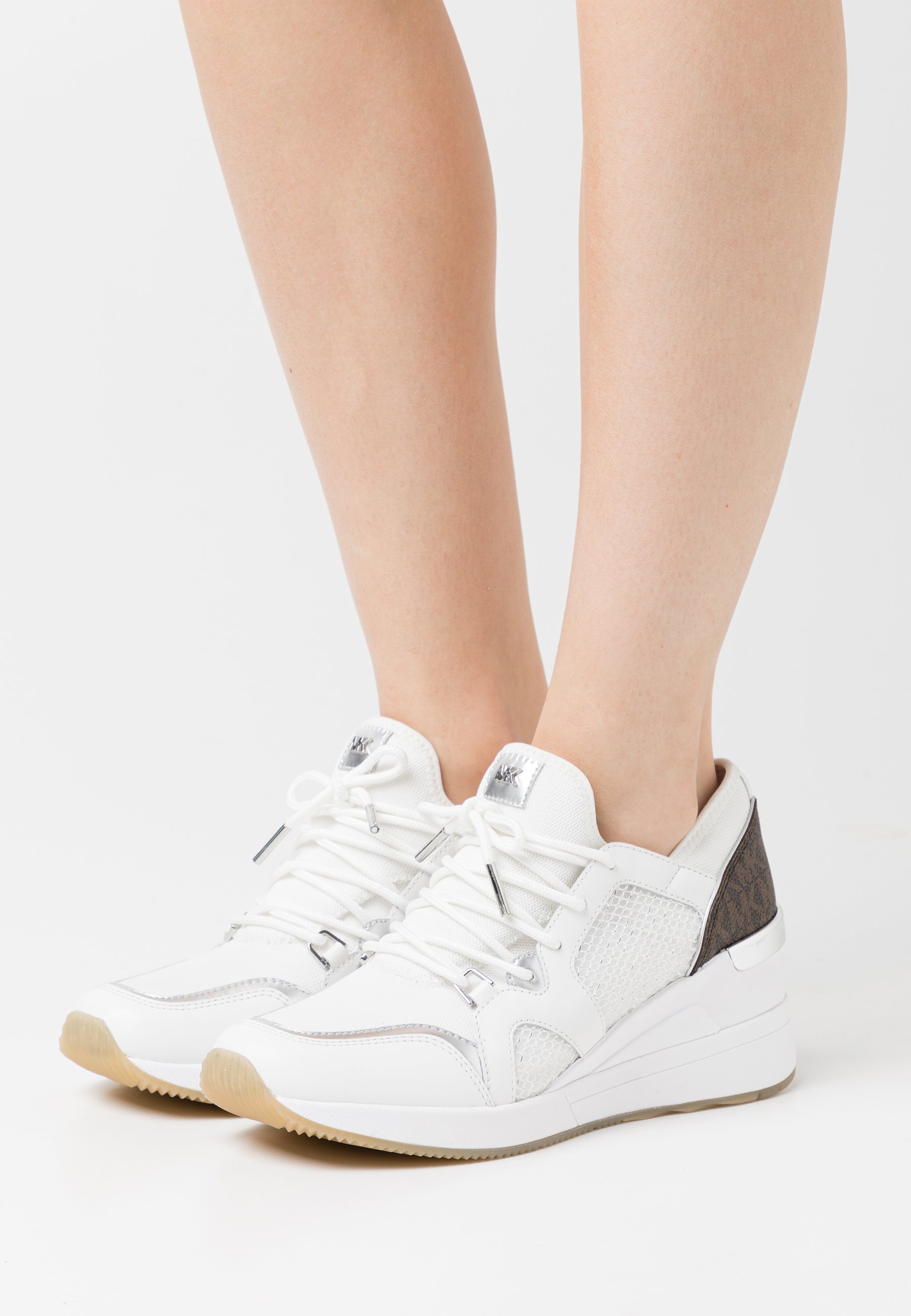 Women's Sneakers MICHAEL KORS 43R0LVFS1D LIV Trainer Scuba White Black