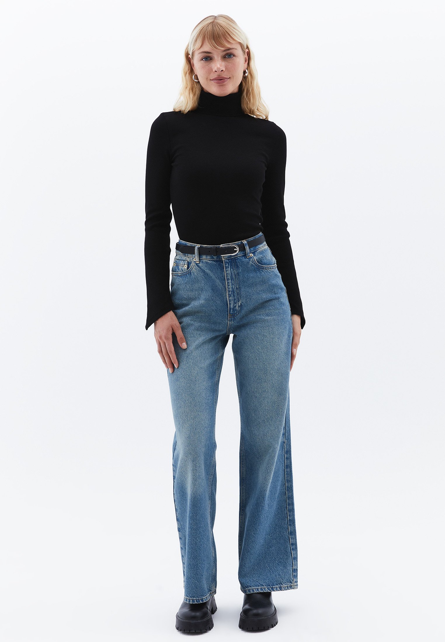 Long sleeve top