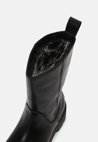 Vagabond Vinterstövlar - black