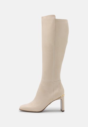 Boots - ivory