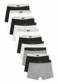 Tien paren van stretchkatoenen boxershorts in zwart, wit en grijs. Elk paar heeft een grijze elastische tailleband met een merklabel.