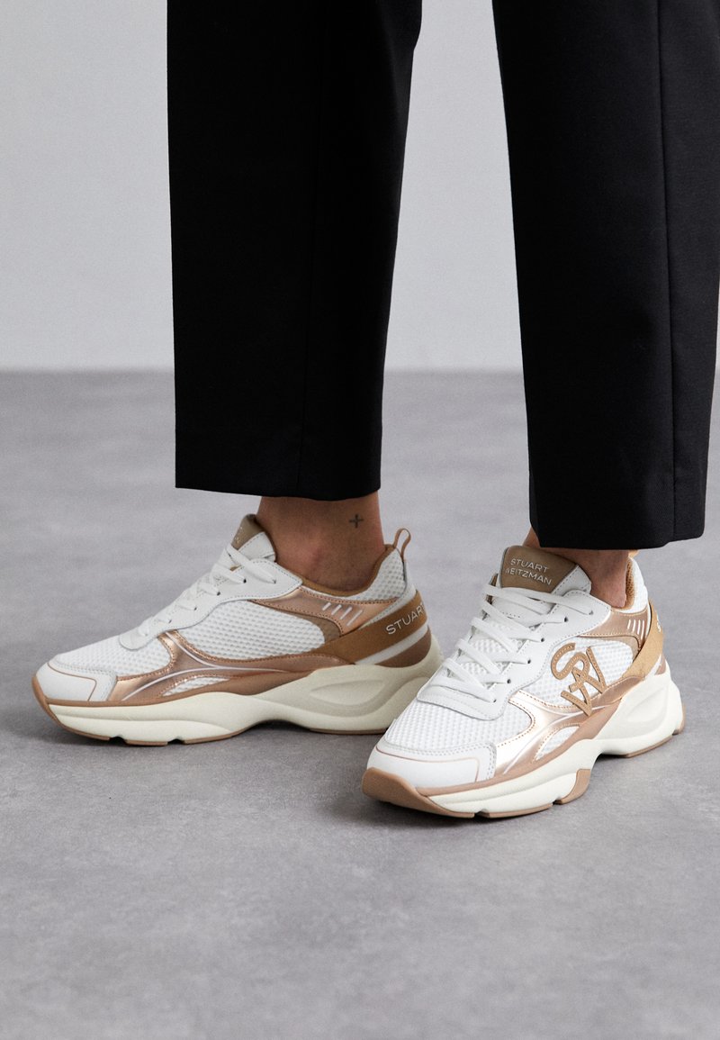 Stuart Weitzman TRAINER - Zapatillas - white/tobacco