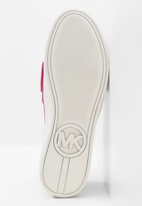 MICHAEL Michael Kors Slip-ins - pink