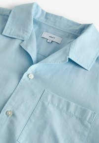 Next SHORT SLEEVE CUBAN COLLAR - Vapaa-ajan kauluspaita - light blue