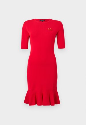 Rotes eng anliegendes Kleid mit 3/4-Ärmeln, Rundhalsausschnitt, kleinem gesticktem Logo auf der Brust und ausgestellt geschnittenem Saum.