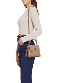 Furla 1927 TOP HANDLE MINI - Sac à main - greige
