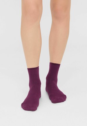 Calzedonia, RIBBED - Socks - burgundy