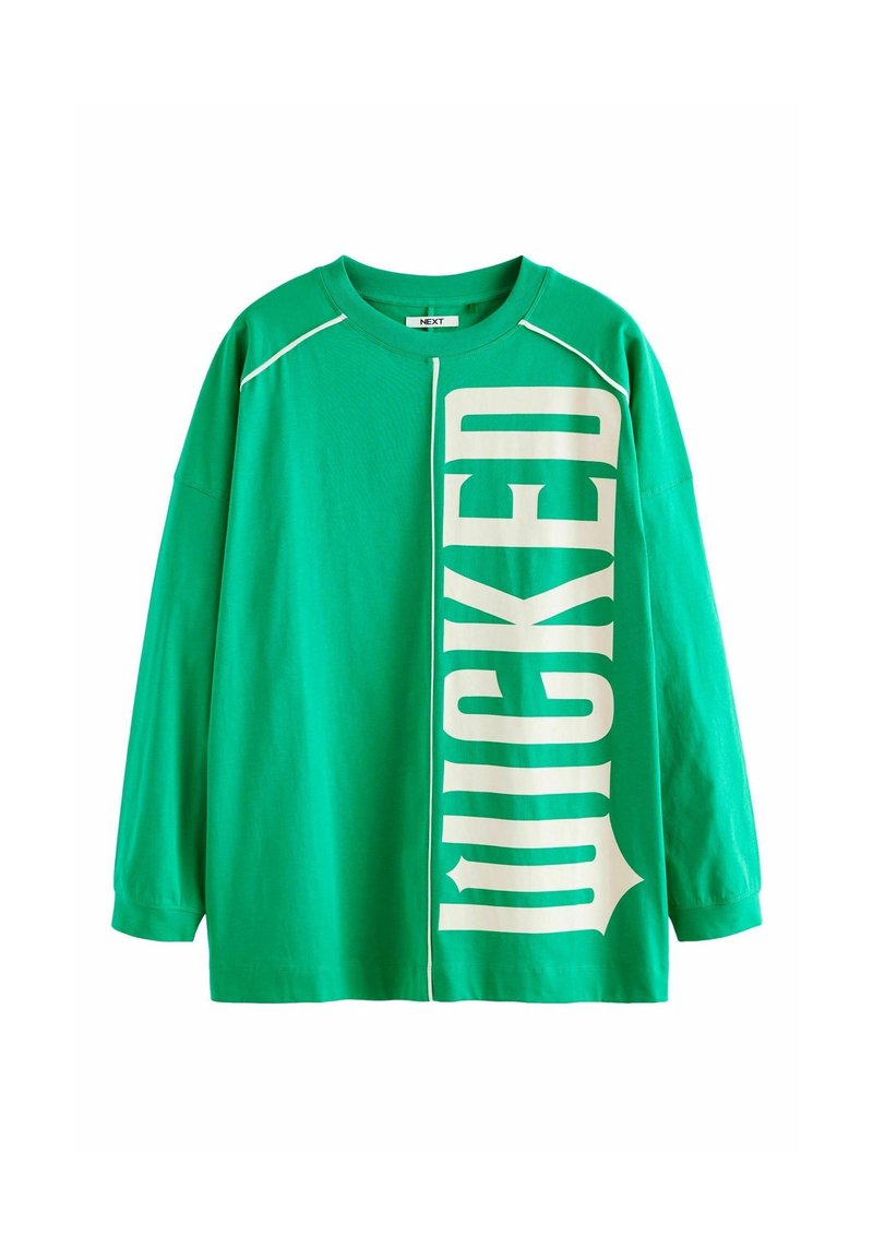 Sweat-shirt vert à manches longues avec le texte vertical blanc "WICKED" sur le côté droit et un passepoil blanc le long des coutures des épaules.