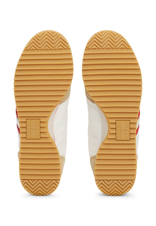 RETRO RUNNER CLEATED - Trainers - relic tan2