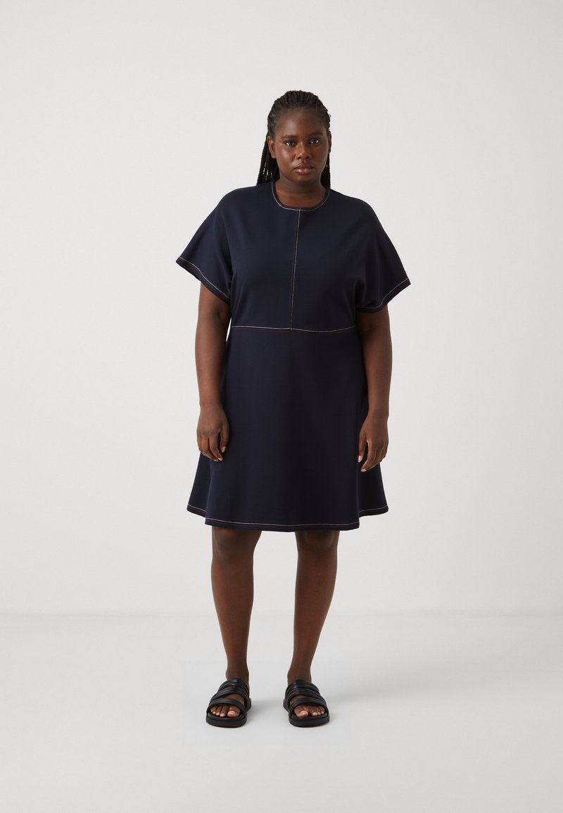 Tommy Hilfiger Curve - GLOBAL STITCH  - Jersey dress - desert sky, Enlarge