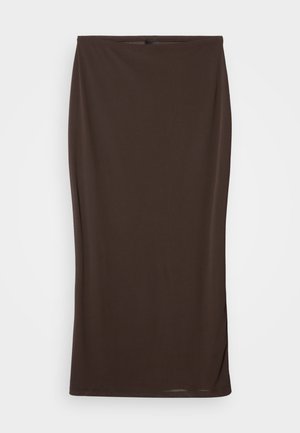 Brūna midi svārku no elastīga auduma, piegulošs dizains, gluda tekstūra un vienkārša, bez rotājumiem izskats.