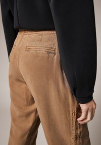 comma casual identity Pantaloni - beige