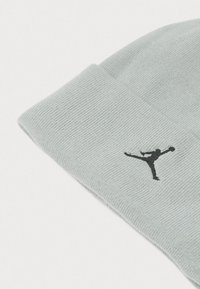 Jordan PEAK BEANIE UNISEX - Căciulă - smoke grey/black