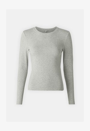 Chemise à manches longues gris clair en coton doux, dotée d'un col rond et d'une coupe ajustée, sans motifs ni accents visibles.