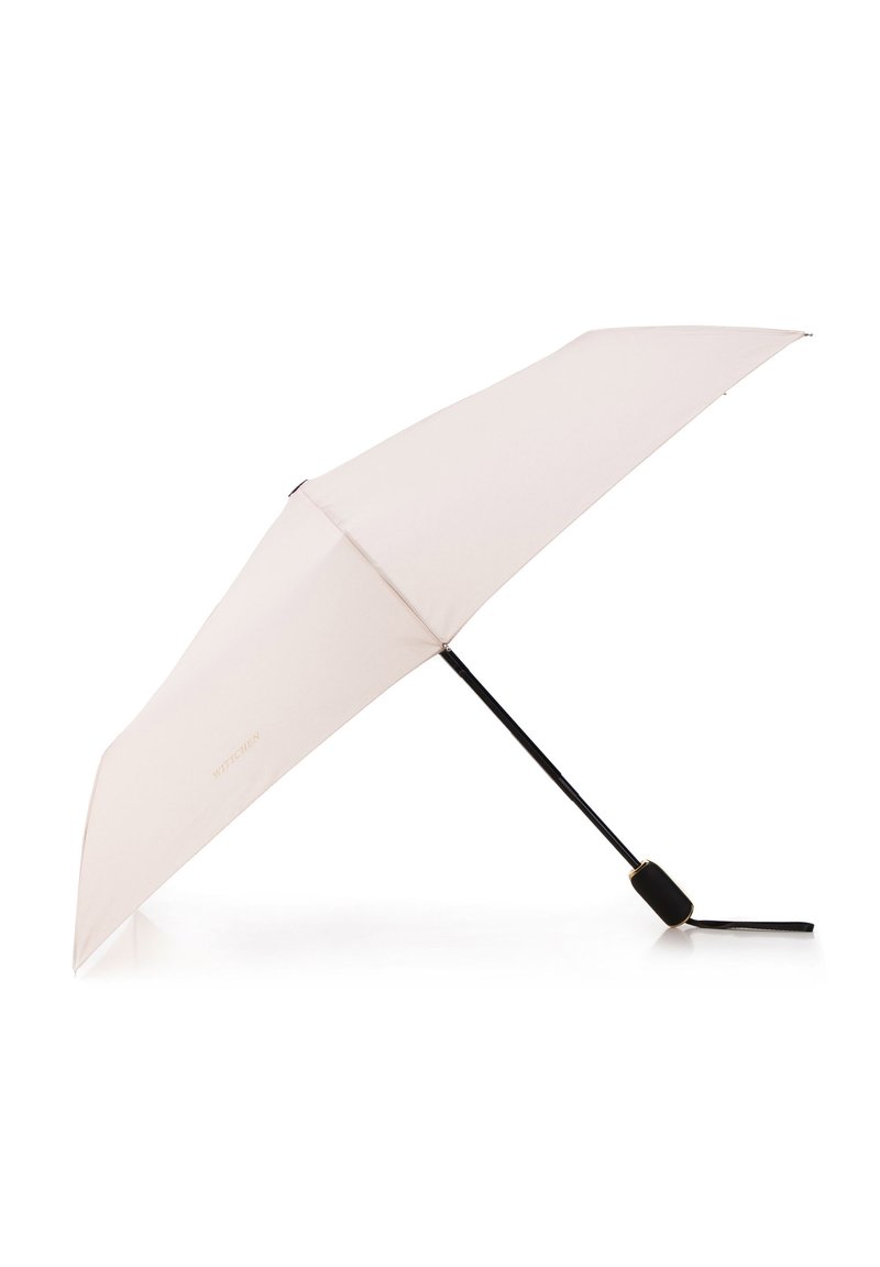 Lichtbeige parasol met een gladde stoffen canopy, een zwart metalen frame en een ronde greep. Het ontwerp heeft minimale accenten en geen patronen.