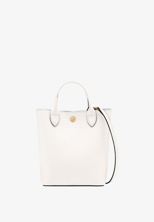 Weiße Ledertasche mit abgerundeten Griffen, goldenen Beschlägen und einem abnehmbaren Schulterriemen. Verfügt über eine strukturierte Oberfläche und schwarze Kanten. Einfaches Design.