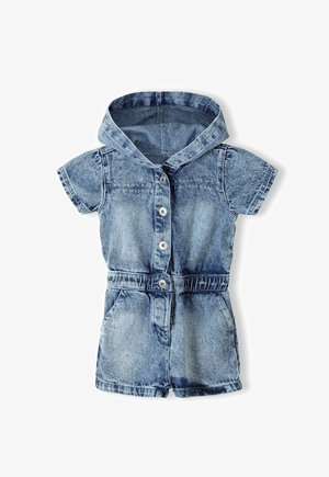 Denim overall má kapucňu, krátke rukávy, predné gombíky a elastický pás s vreckami, v svetlomodrom odtieni a vyblednutej textúre.