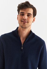 Pako Lorente Sweter