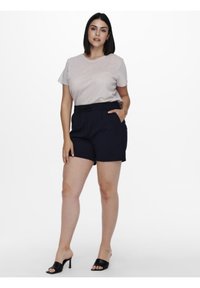 ONLY Carmakoma GOLDTRASH LIFE EASY JRS - Rövidnadrágok - night sky