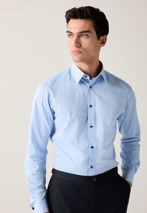 SLIM FIT - EASY CARE TEXTURED TRIMMED - Camisa - blue