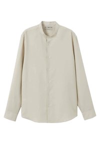 Camicia a maniche lunghe color beige chiaro con colletto alla coreana, chiusura frontale con bottoni e una texture di tessuto liscia. Design minimalista senza motivi.