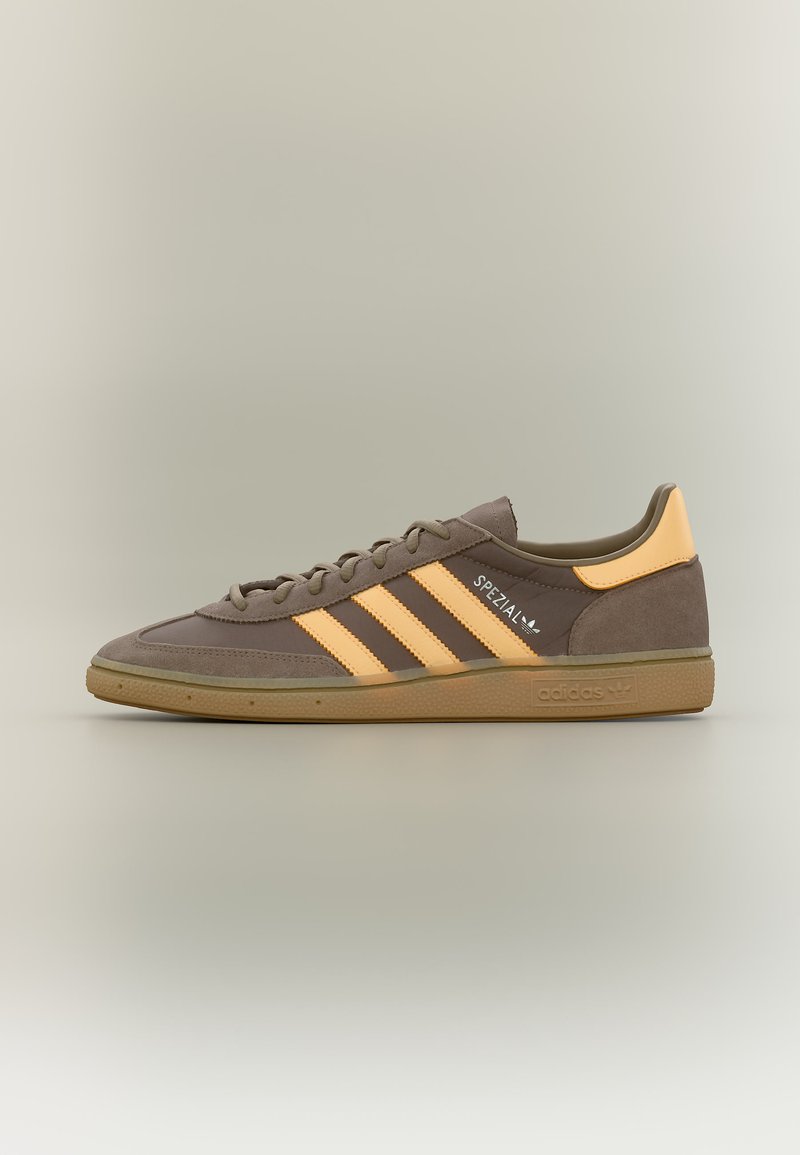 adidas Originals HANDBALL SPEZIAL earth strata/pulse amber/brown