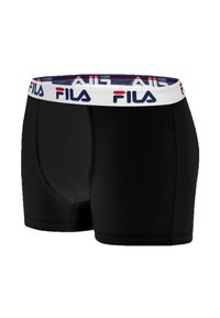 Boxer-briefs noirs pour hommes avec une taille élastique blanche featuring des logos FILA répétés en bleu et rouge, présentés sur un fond blanc.