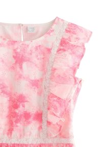 Różowa sukienka z falbaniastymi rękawami i koronkowym wykończeniem z kwiatowym motywem. Posiada wzór tie-dye, okrągły dekolt oraz ukryty zamek błyskawiczny z tyłu.