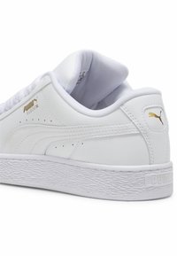 Thumbnail Image 7