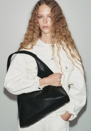 PULL&BEAR Käsilaukku - black