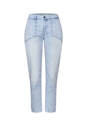 Lyseblå denimjeans med høj talje, frontknap og lynlås samt vinklet syning på frontlommen.