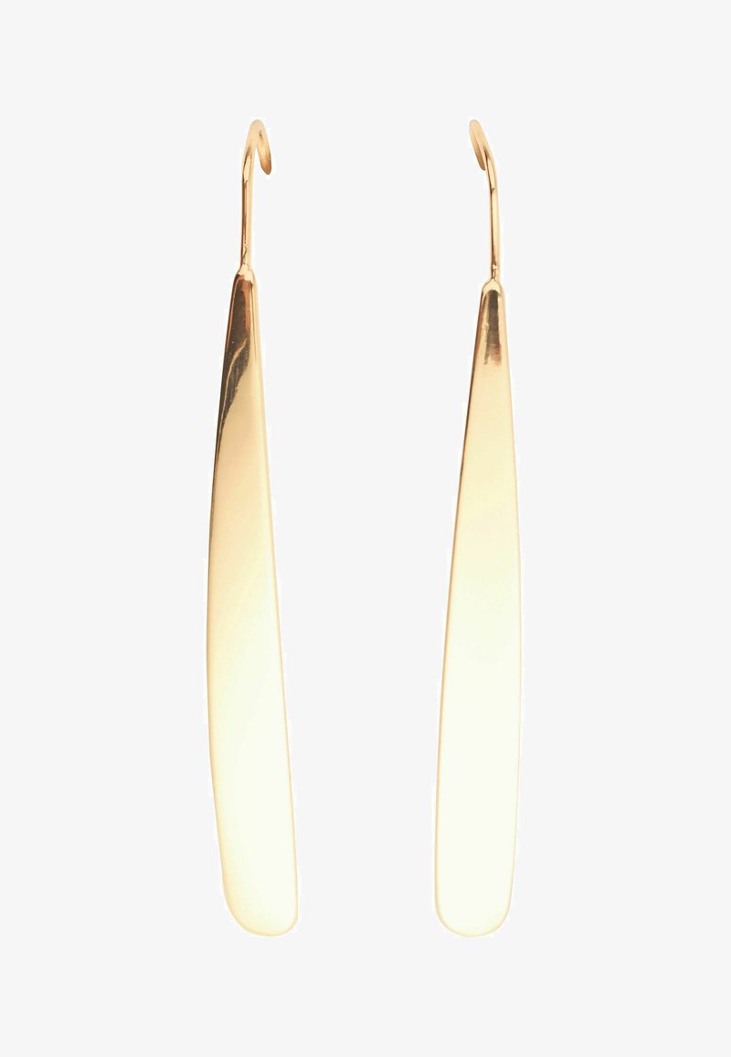 Guldtonede dangle øreringe med en forlænget, flad, tætvinklet design og en subtil glans. Bøjede krog for sikker bæring.