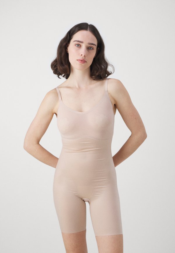 THINSTINCTS MID THIGH - Shapewear - champagne beige4