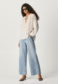 Pepe Jeans KAYLA - Camicetta - off white