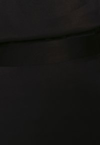 Esprit Gonna a campana - black