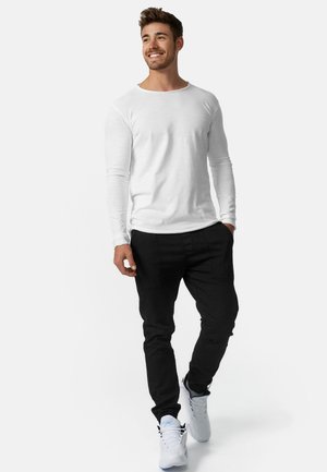 INDICODE JEANS, LONGSLEEVE WILLBUR - Langærmet T-shirt - optical white